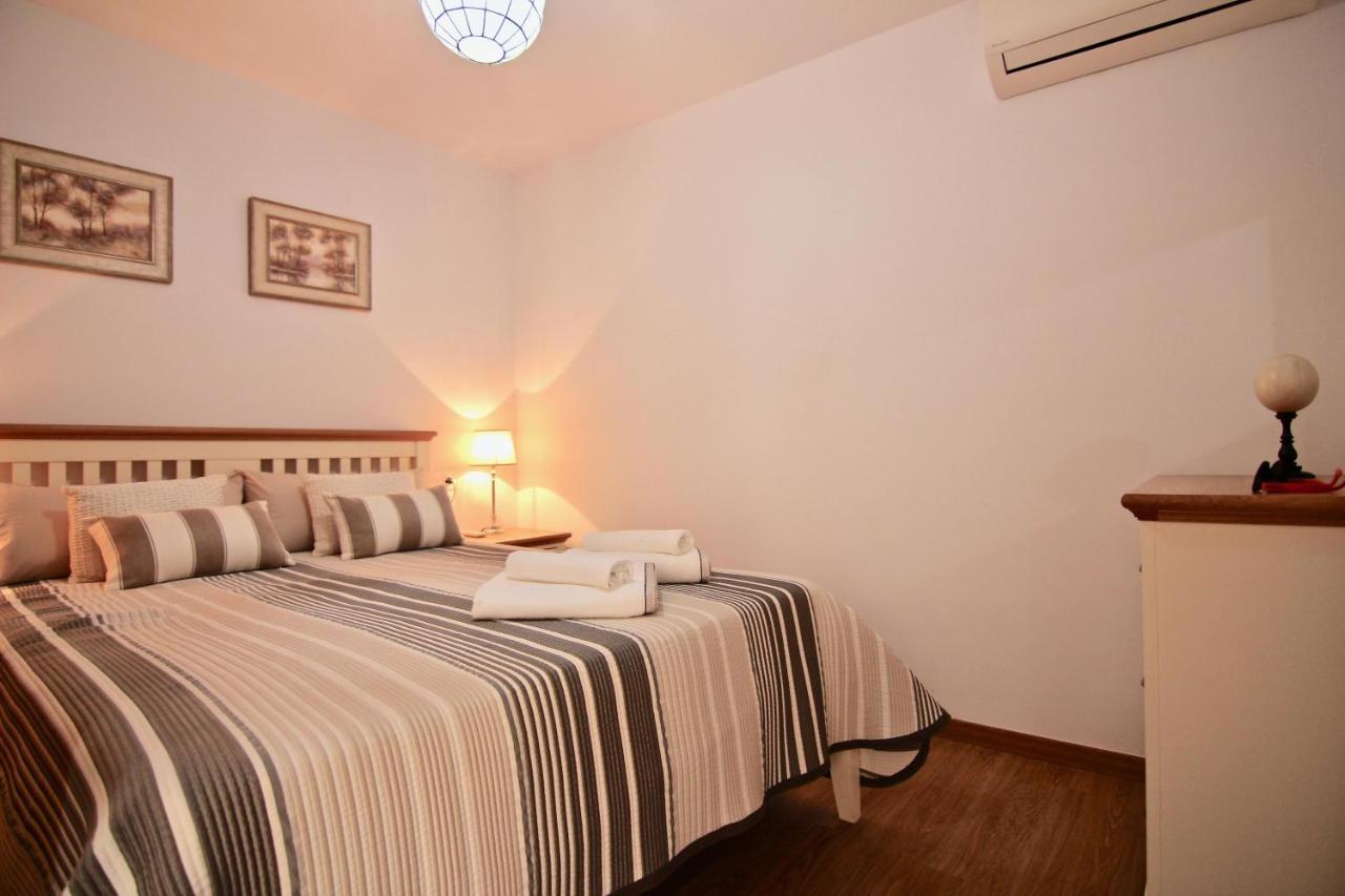 Apartamento Confortable Junto Al Mercado Cádiz Buitenkant foto